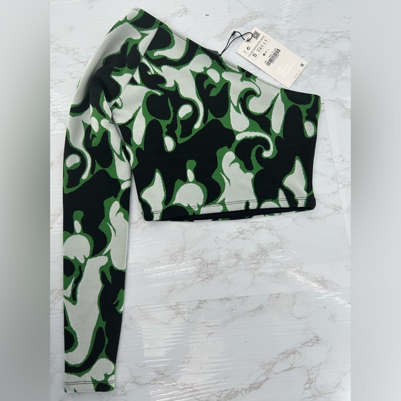 ZARA Asymmetrical Multicolored Jacquard Top - Picture 6 of 8